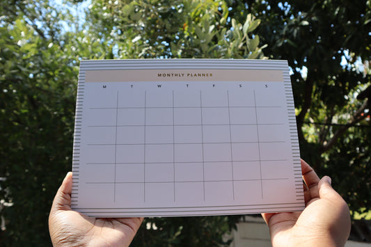 Monthly Planner A4 | Calendar format